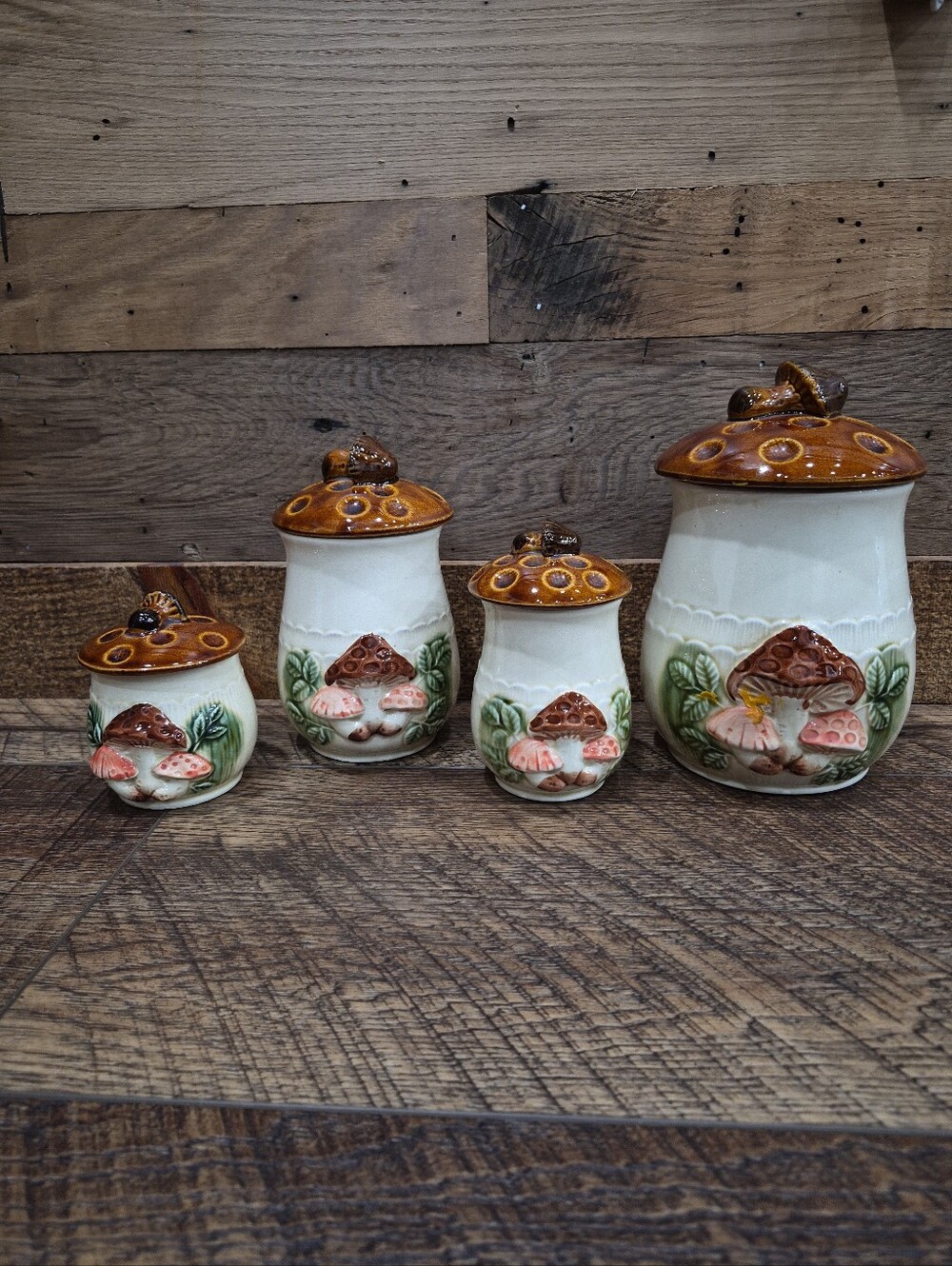 Empress of Haruta Mushroom Ceramic Canister Set of 4 Japan Merry Mushroom Retro